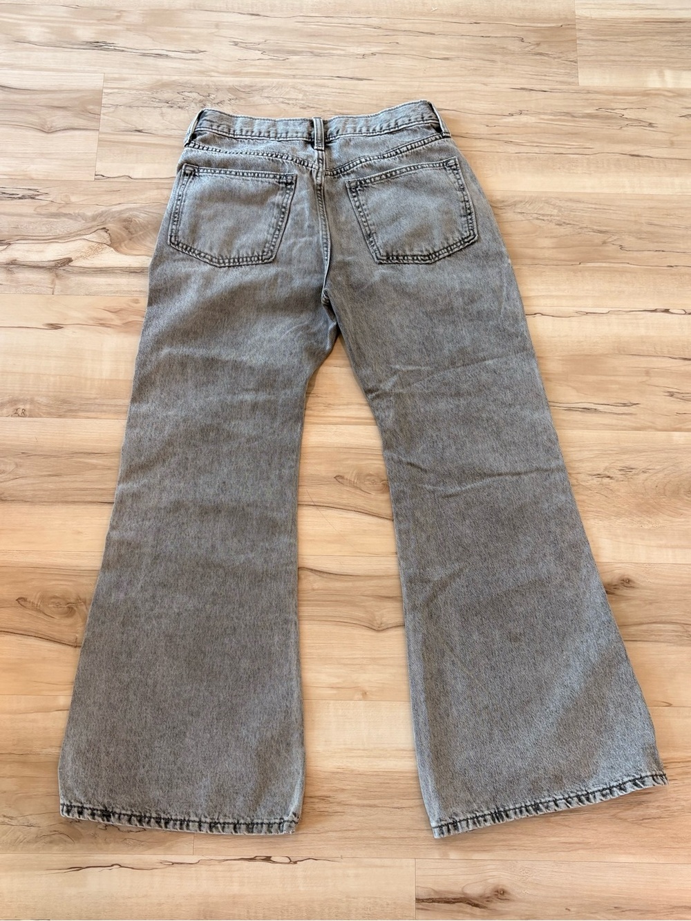Old Navy Girls Size 16 Grey Acid Wash Baggy Flare Jeans Y2K Wide Leg - Picture 3 of 6